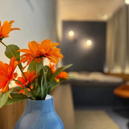 Center - Blue Apartment