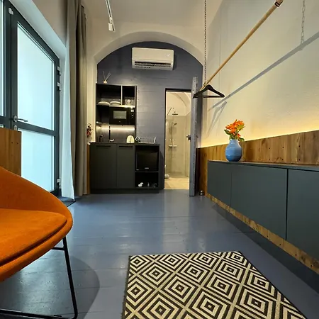 Apartment Center - Blue *
