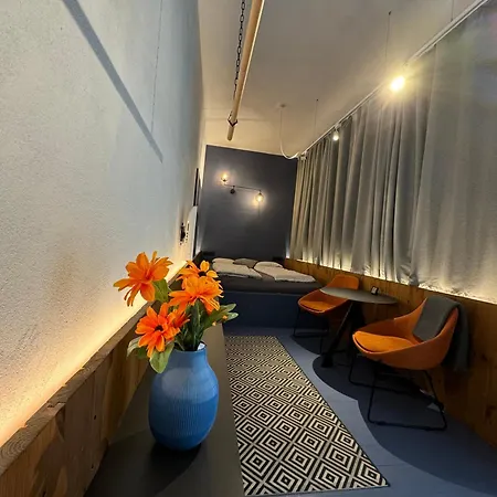 Apartment Center - Blue *