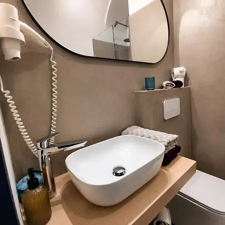 Center - Blue Apartment