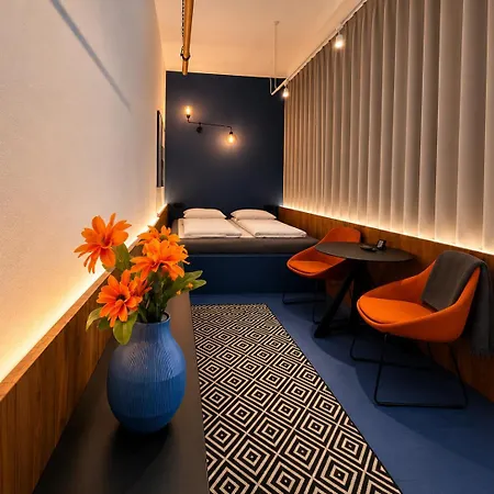 Center - Blue Apartment