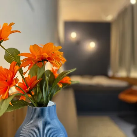 Center - Blue * 브라티슬라바